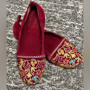 Latigo women ’s flats 8.5 Leather Shoes BLISS SUEDE FLATS BY LATIGO®